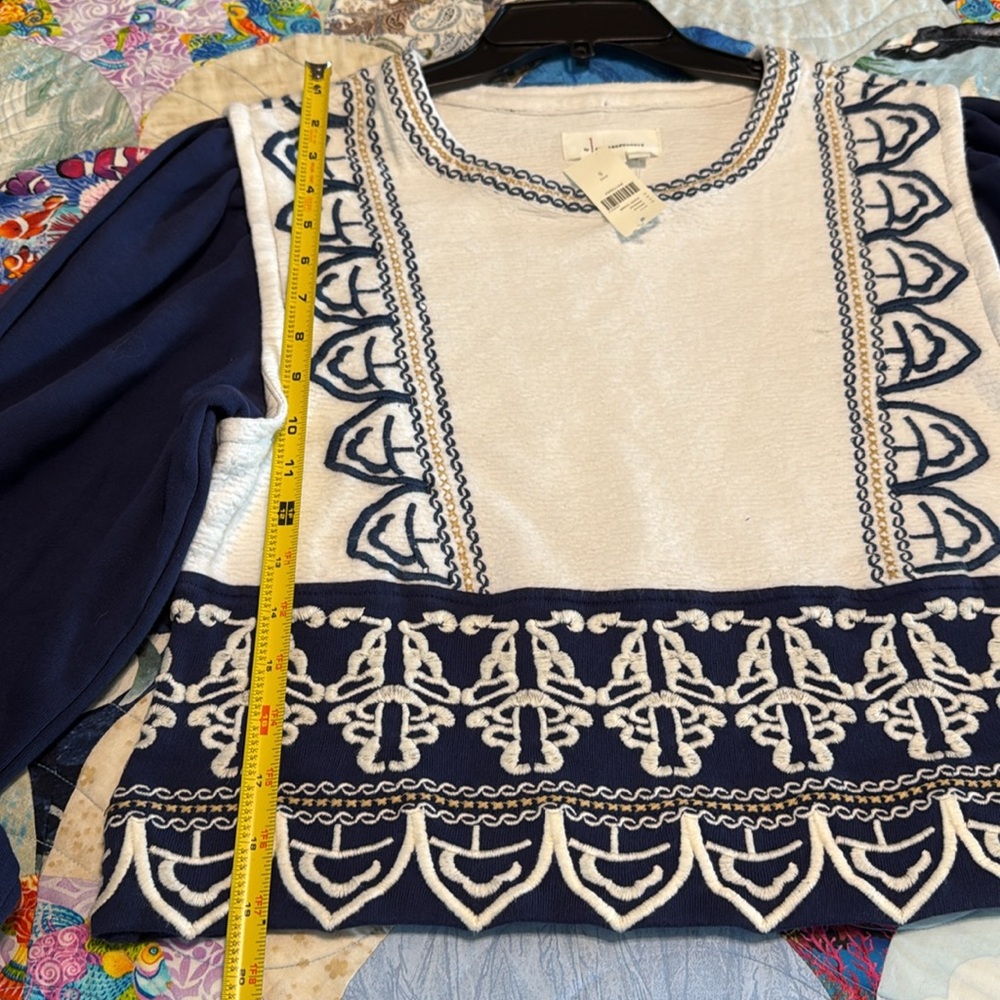 Anthropologie Long Sleeve Embroidered Top NWT Women’s Size Small - Picture 13 of 13